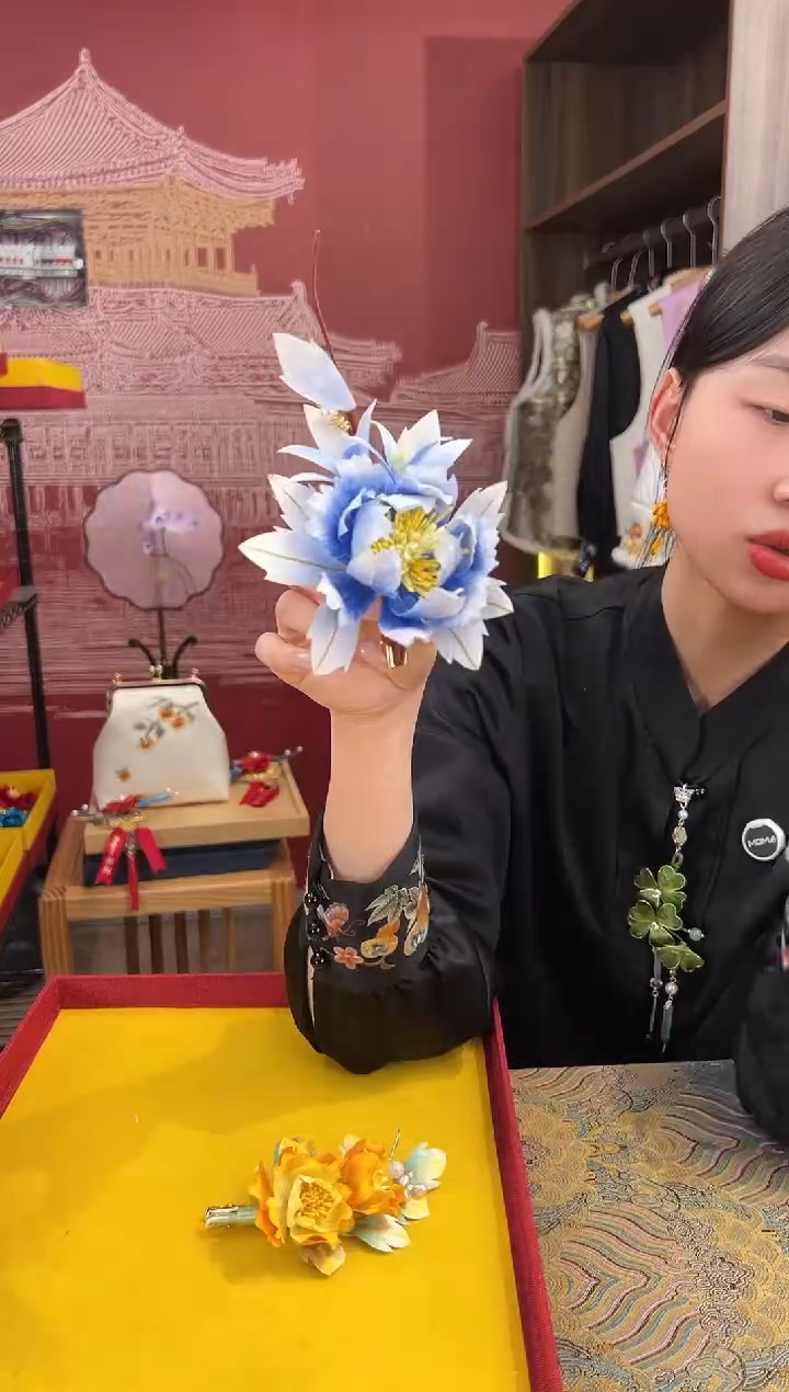 【闪购商品】刺绣非遗绒花（发饰）