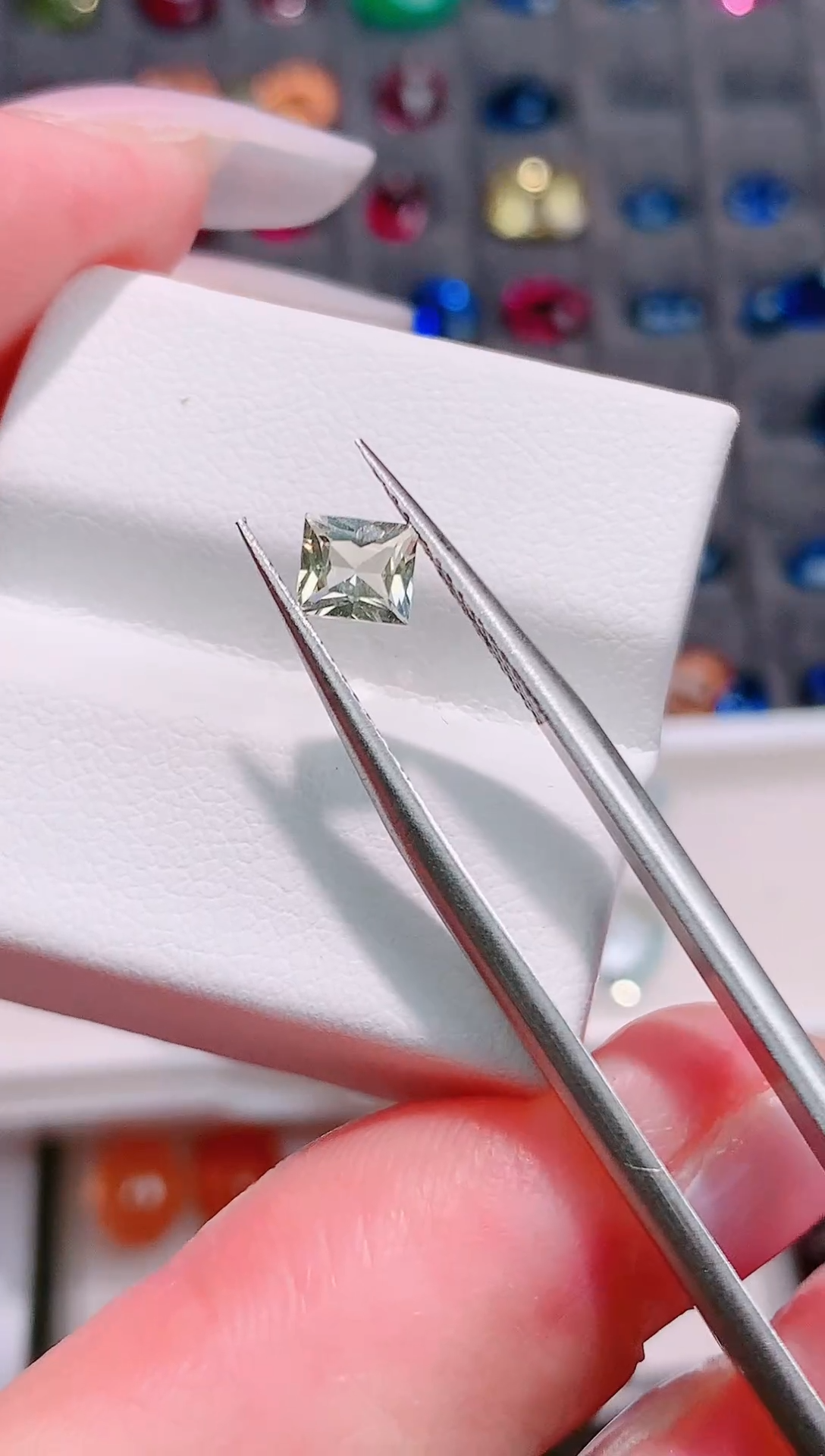 裸石蓝宝石黄蓝宝0.48ct全净