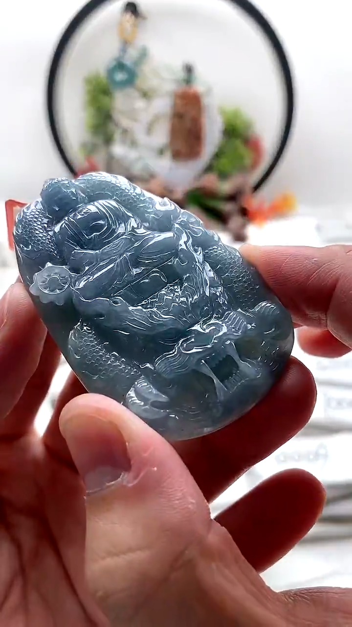 颈饰未镶嵌翡翠大日如来