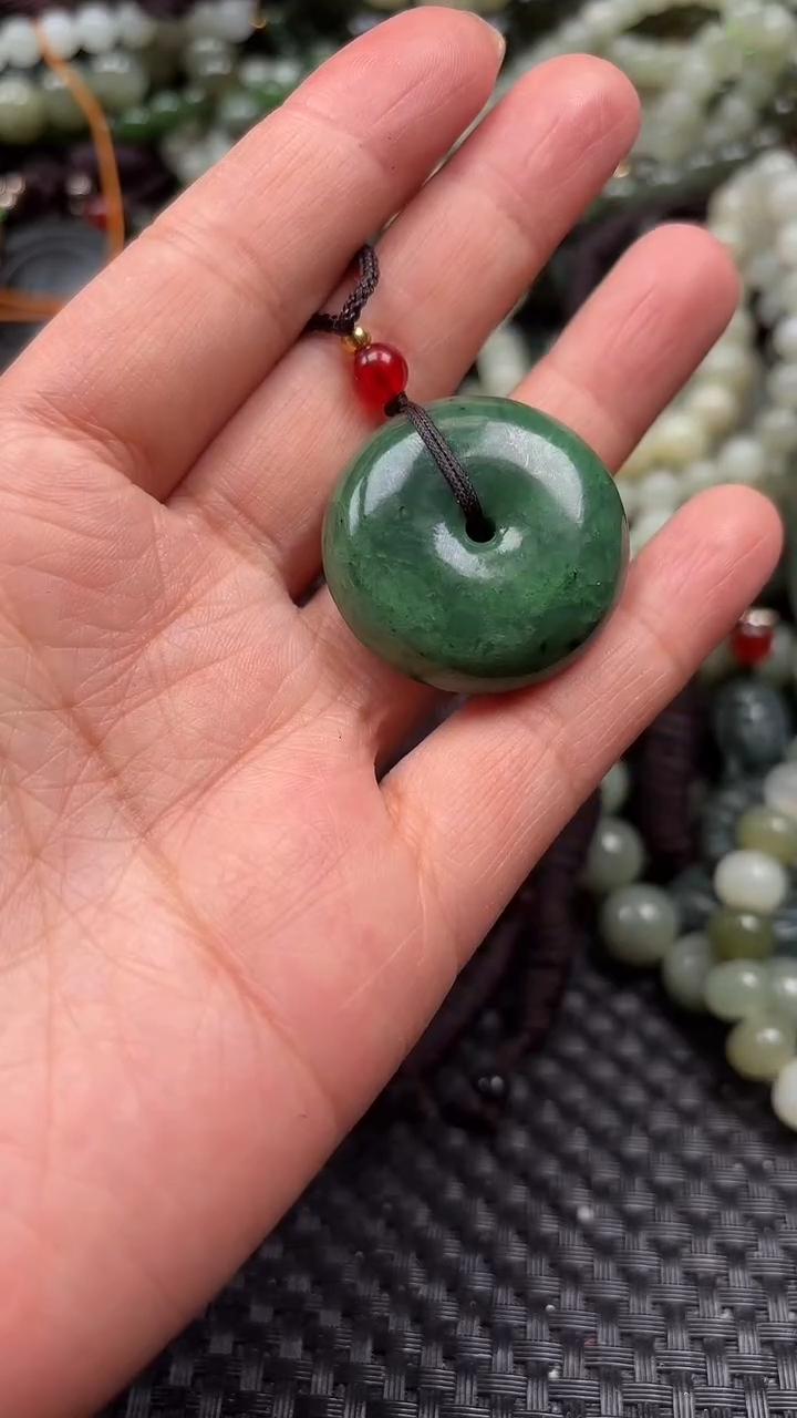 【闪购商品】和田玉颈饰未镶嵌1