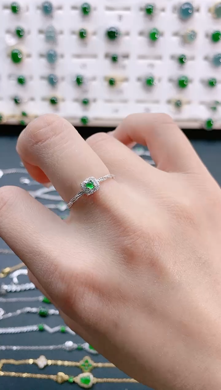 【闪购商品】翡翠戒指银S925镶嵌天然翡翠