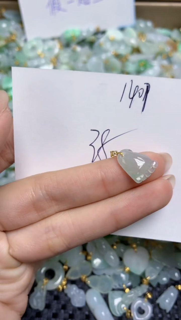 【闪购商品】翡翠颈饰18K金镶嵌天然缅甸A货翡翠