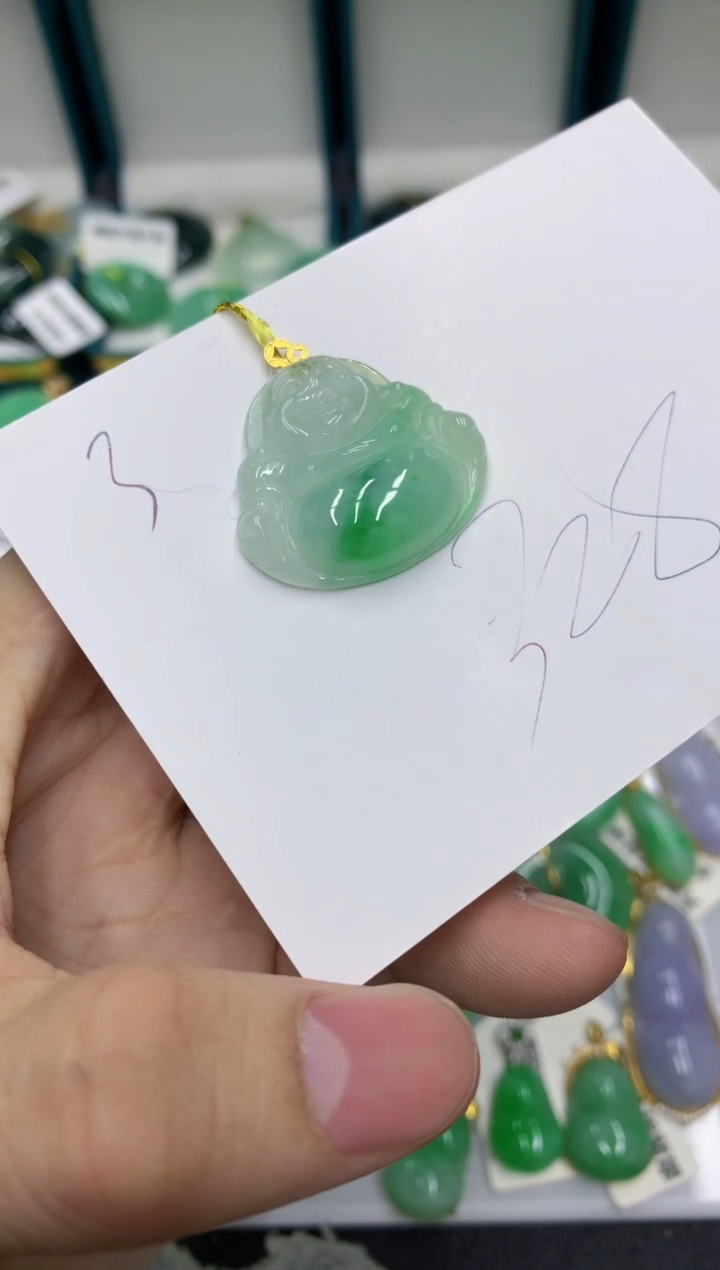 【闪购商品】翡翠颈饰18K金镶嵌翡翠