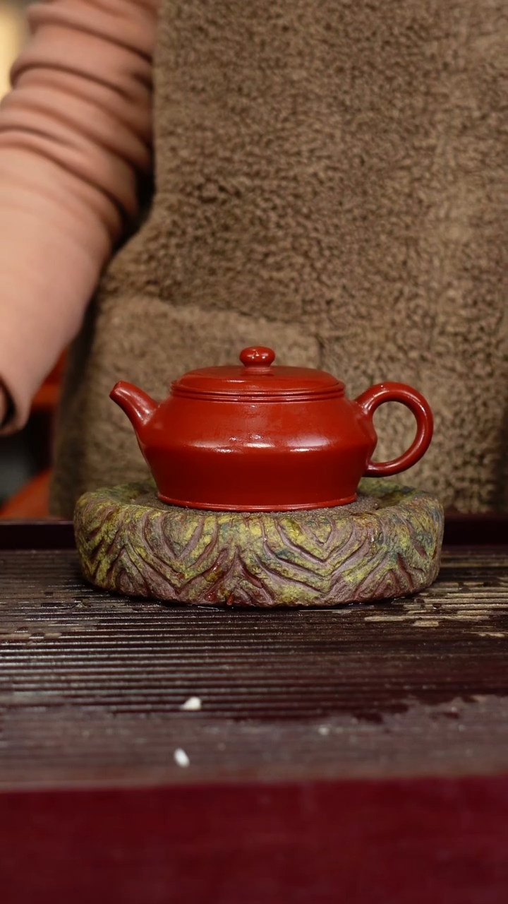 宜兴原矿紫砂壶茶壶宜兴原矿紫砂壶茶壶180C