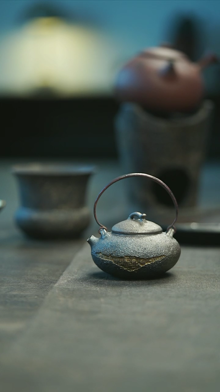 【闪购商品】潘正老紫泥柴烧提梁壶