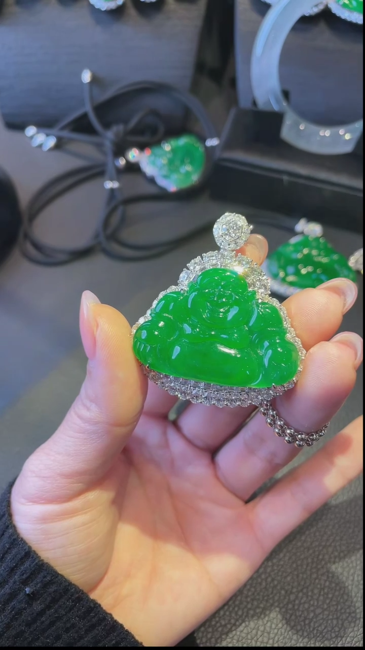 【闪购商品】翡翠颈饰18K金镶嵌吊坠定金2万