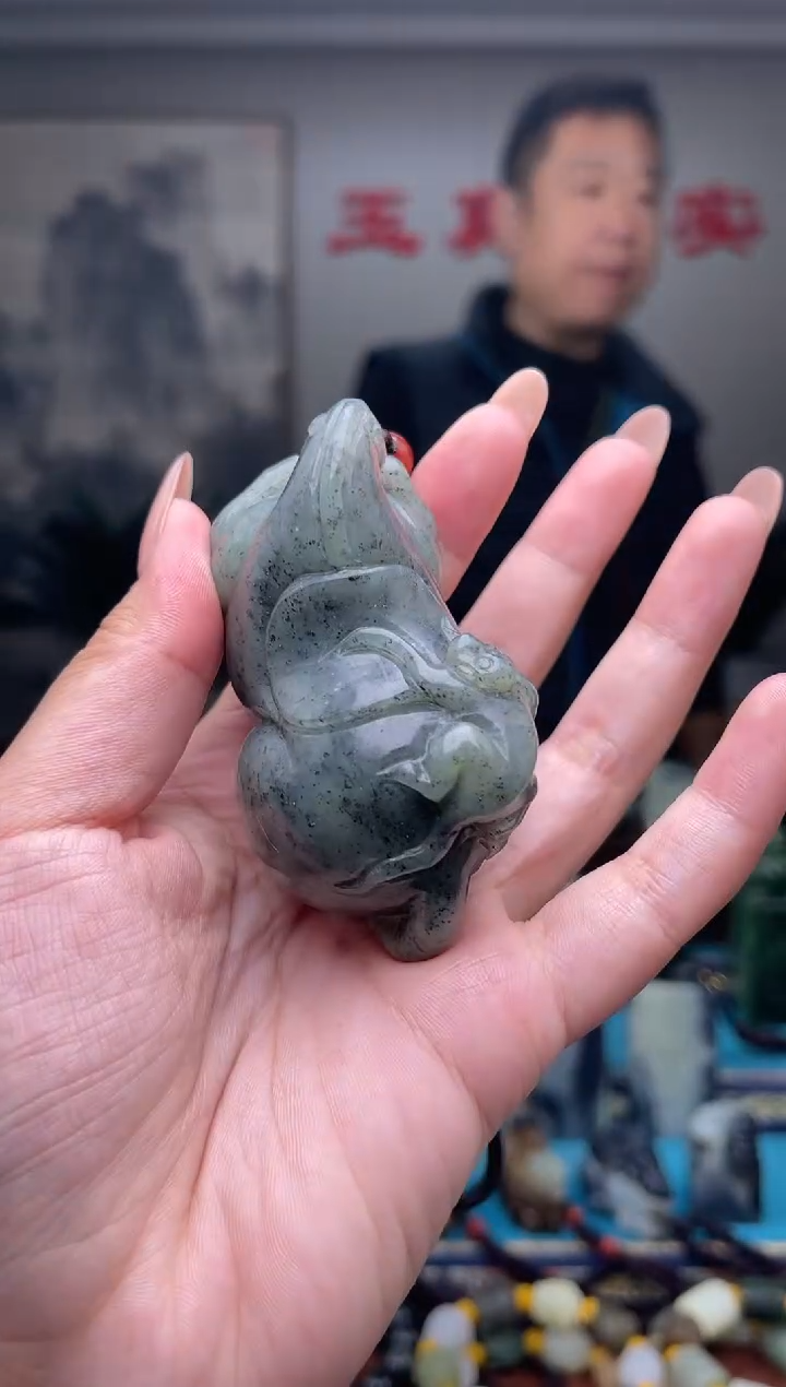 未镶嵌和田玉挂件1