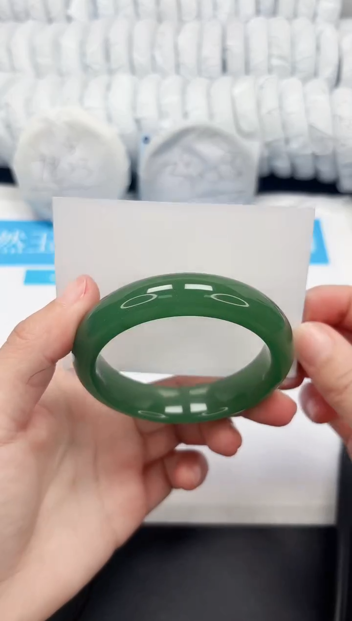 【闪购商品】石英质玉手镯未镶嵌388-57.5