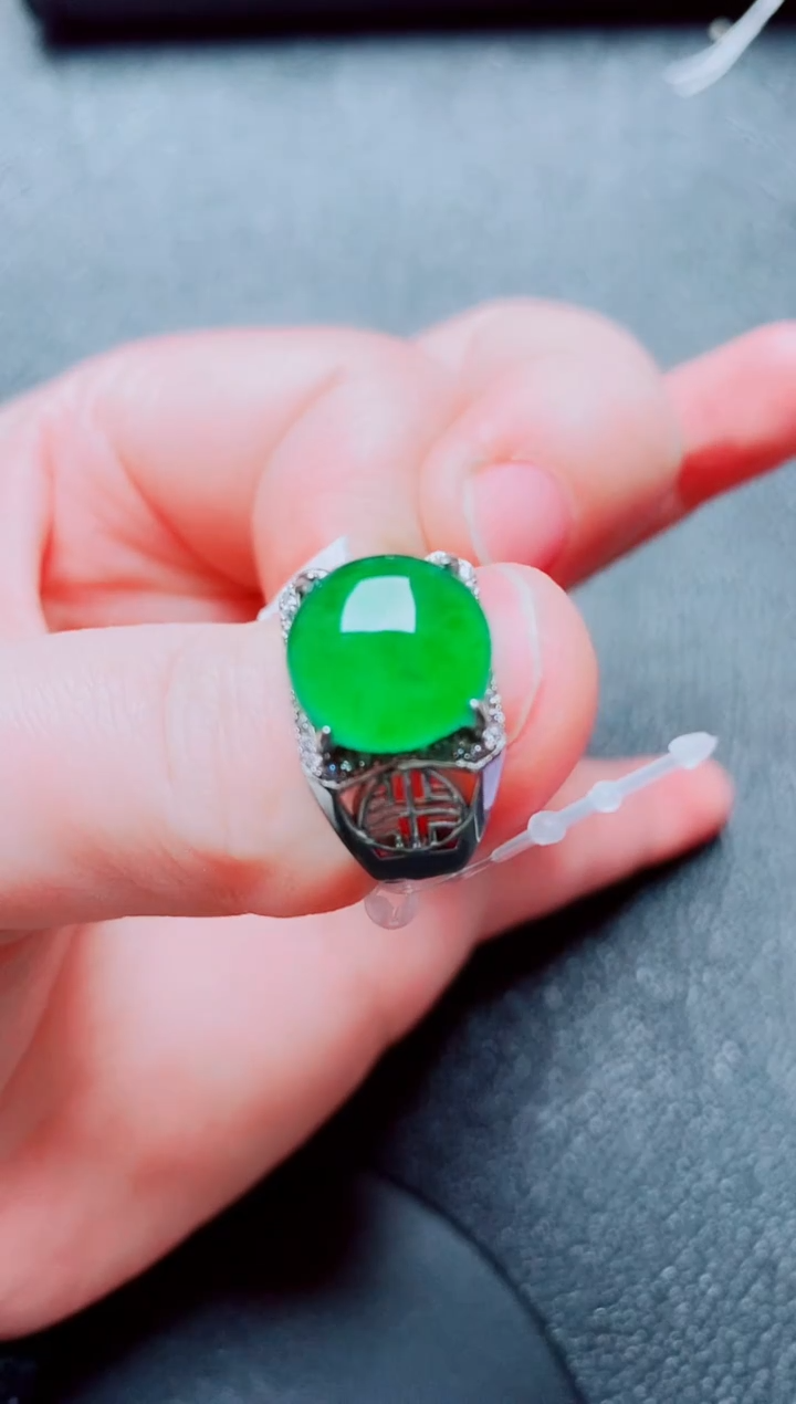 银S925镶嵌戒指翡翠1111
