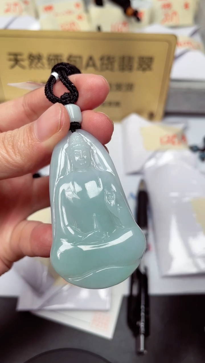 颈饰未镶嵌翡翠拉****仙天然缅甸翡翠A货