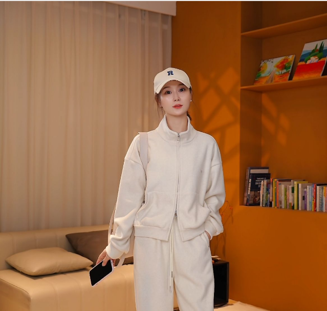 XCENN*休闲外套*运动女新款洋气显瘦拉链短外套XC0AR016YF