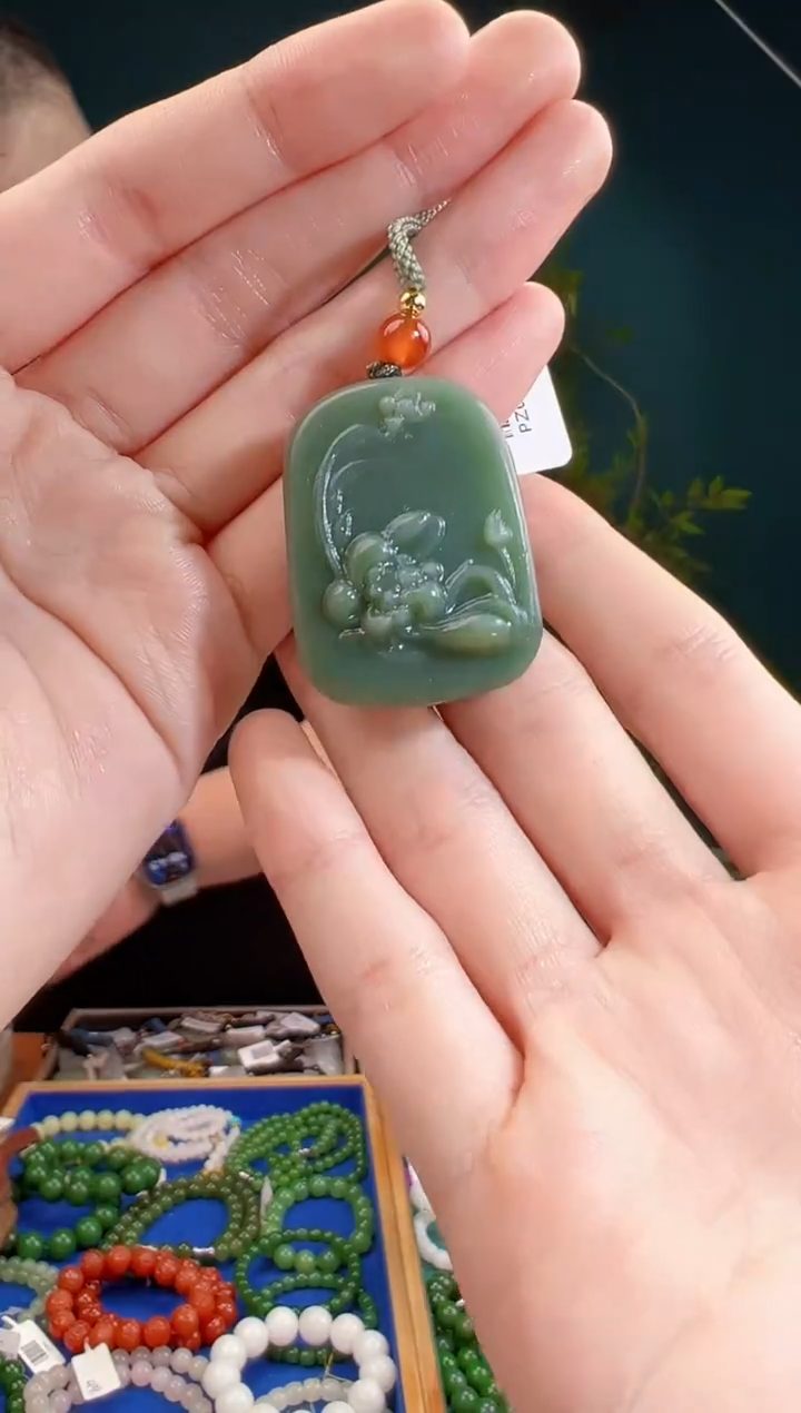 颈饰未镶嵌和田玉多样性发货 拍一单发一个