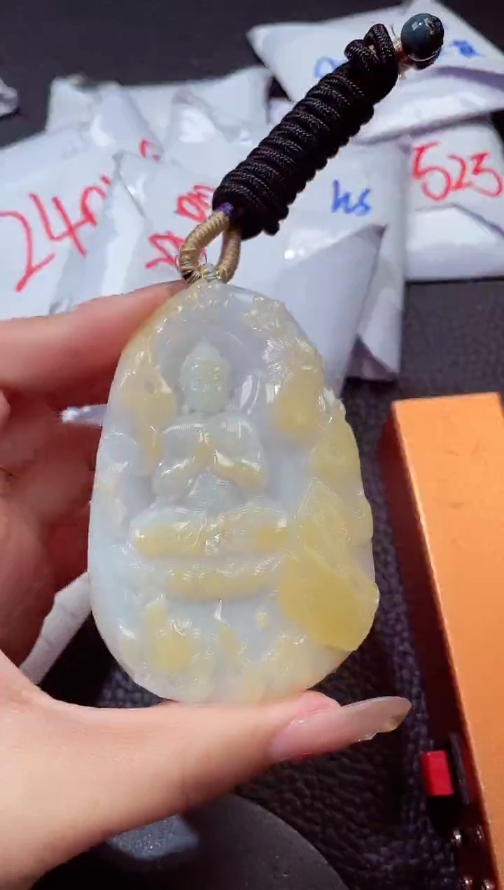 颈饰未镶嵌翡翠00000