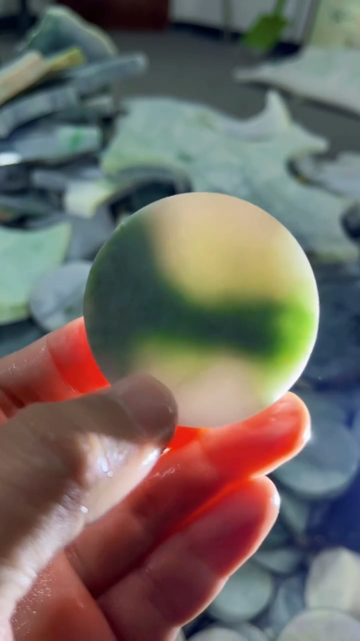 【闪购商品】翡翠挂件未镶嵌A货康壹241