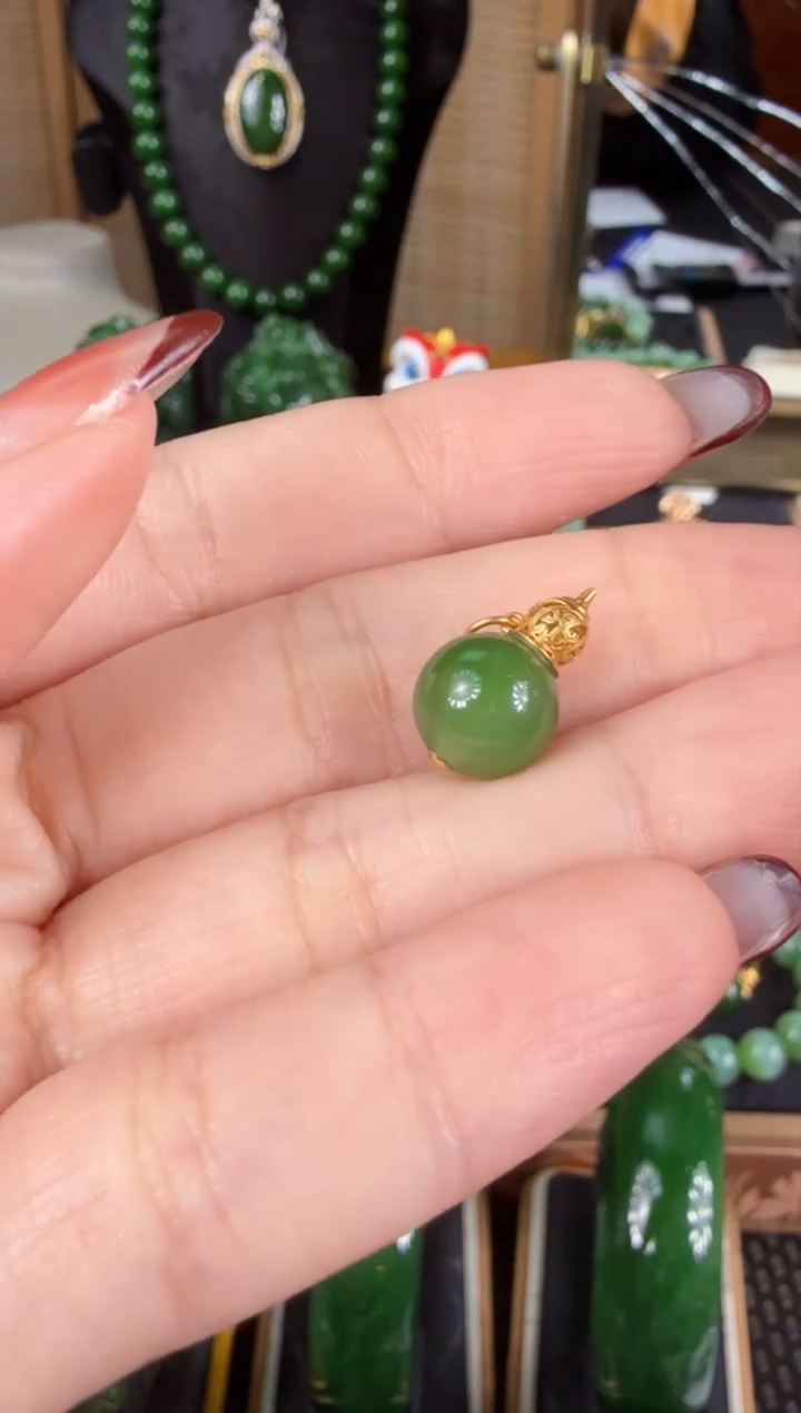 【闪购商品】和田玉（碧玉）吊坠(不含链)18K金镶嵌 