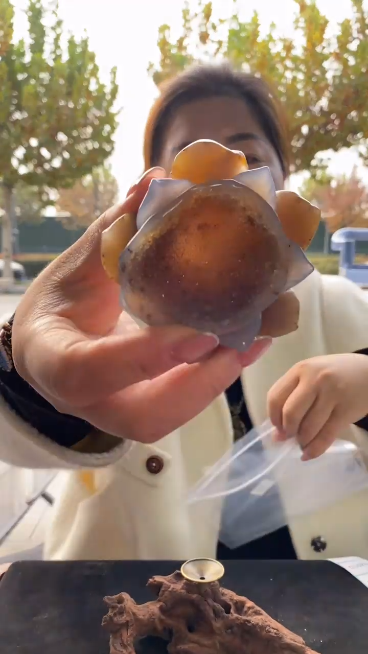 未镶嵌玛瑙摆件玛瑙莲花D590