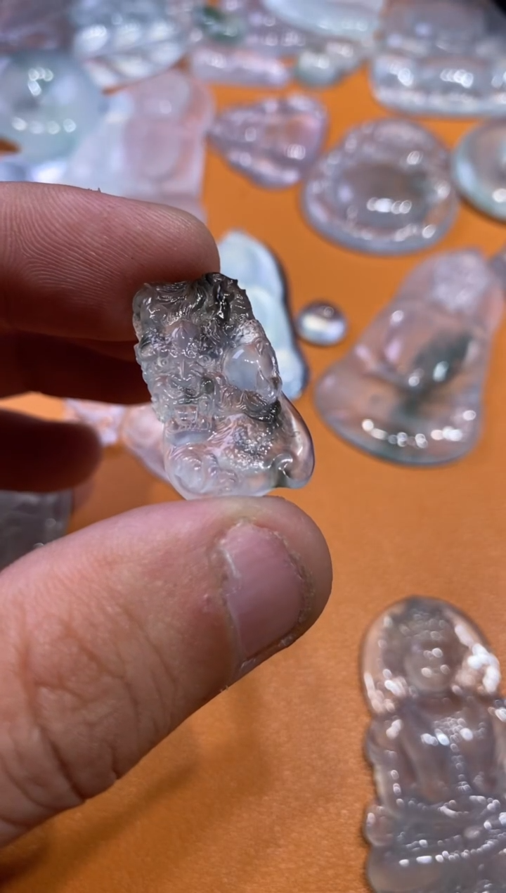 【闪购商品】翡翠吊坠(不含链)未镶嵌龙牌1380