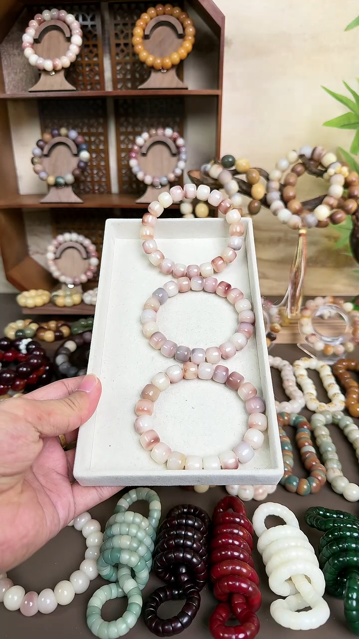 吊坠菩提根/象牙果卡12浅粉紫色桶珠，琉璃盏玉化料