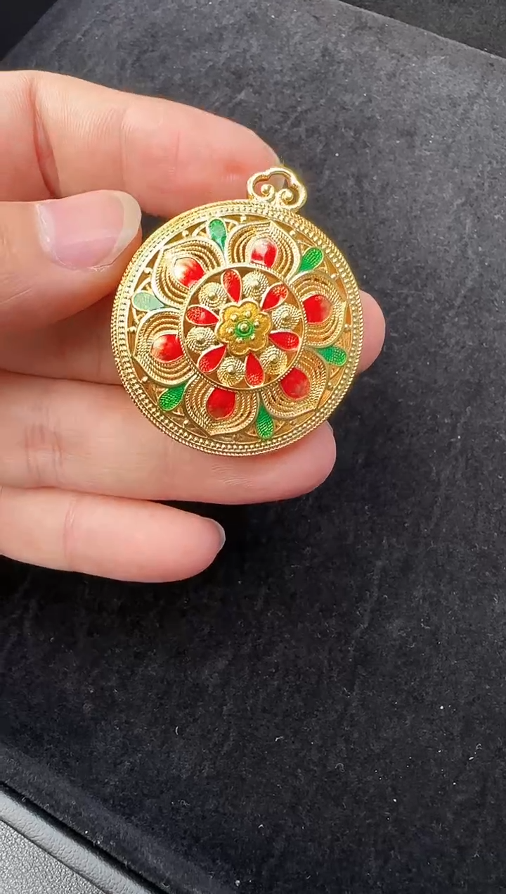 【闪购商品】颈饰未镶嵌和田玉吊坠