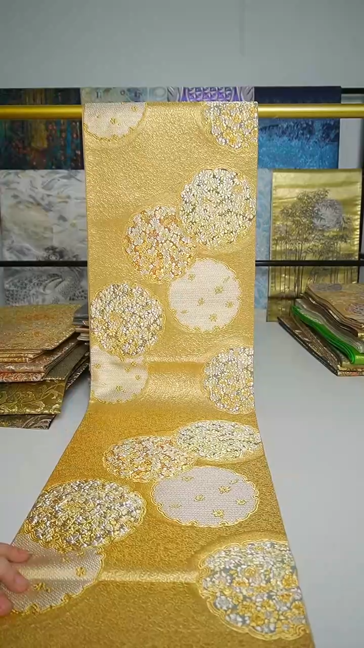 织绣织锦50织金花卉