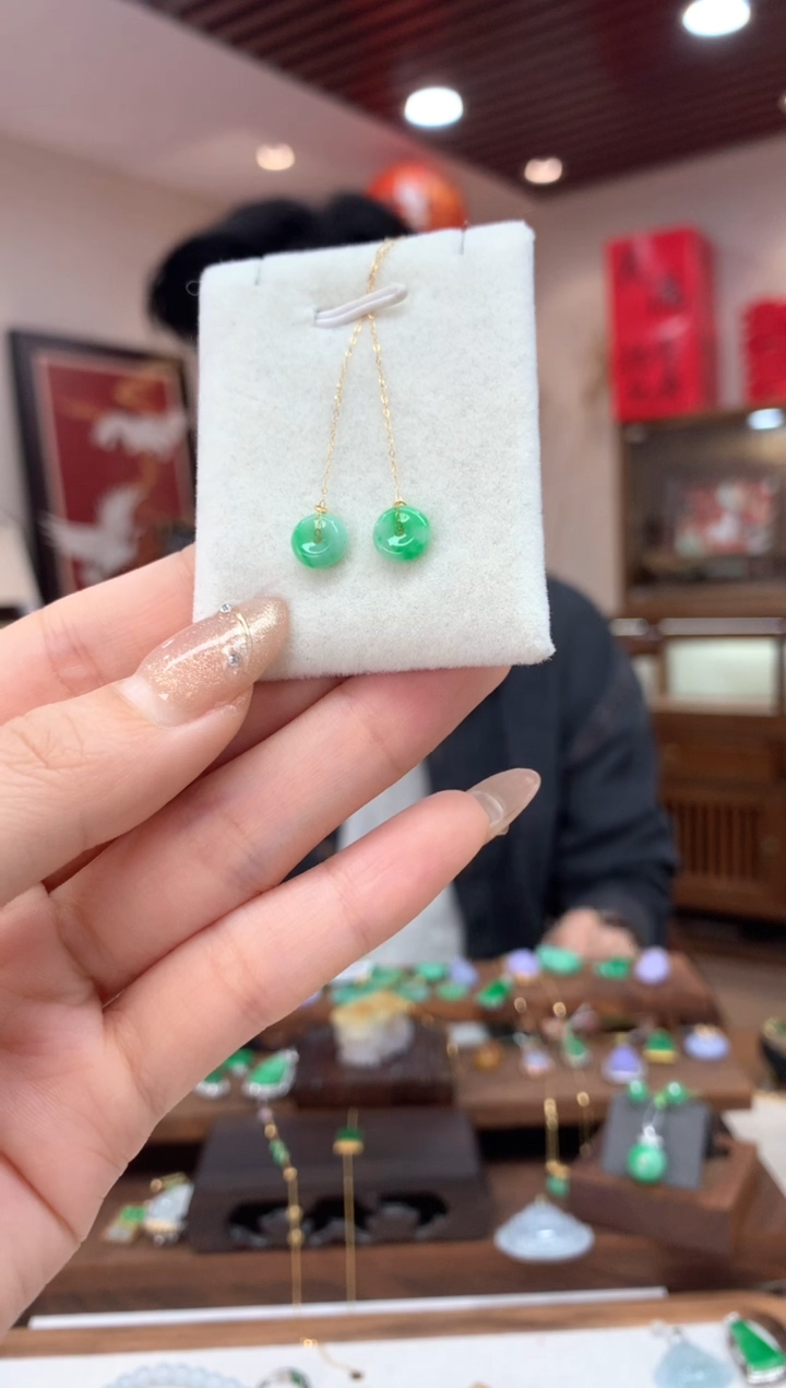 【闪购商品】翡翠耳饰18K金镶嵌耳线