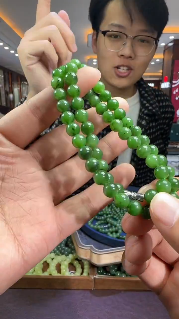 未镶嵌和田玉挂件【陆1122】12 7021 多样性发其一