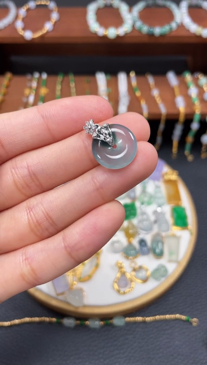 【闪购商品】翡翠吊坠(不含链)18K金镶嵌一个   JK436