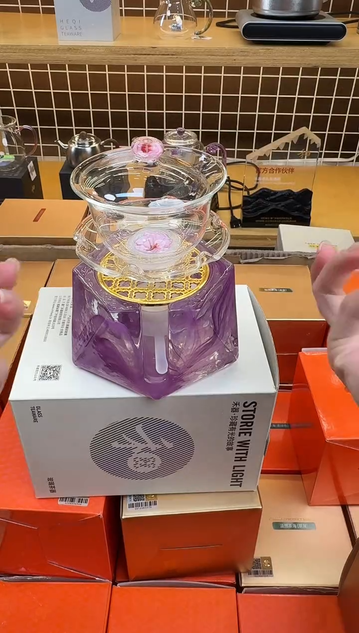 @@禾器棠韵咏莲盖碗