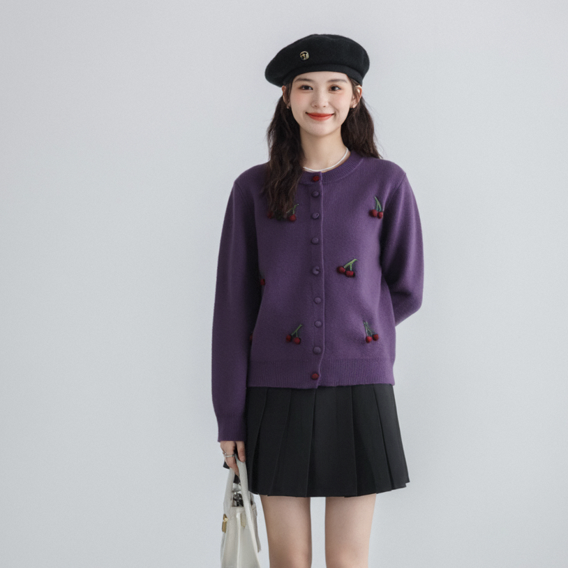 奢姿2025冬季新款大码女装圆领樱桃刺绣针织开衫甜美显瘦上衣