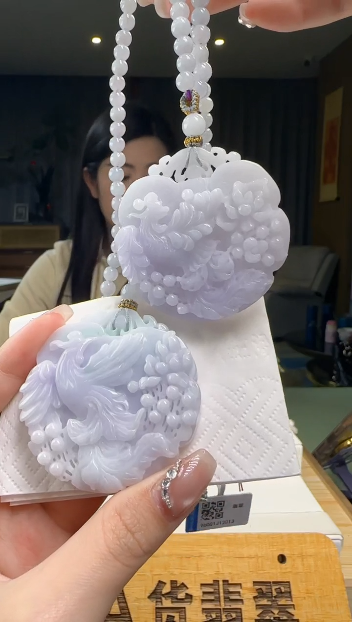 【闪购商品】翡翠吊坠(赠链)未镶嵌多样性发一CC@@960Q1J12013