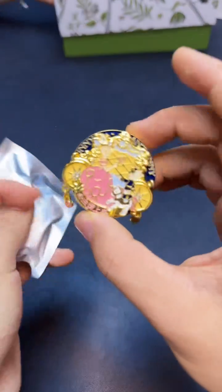 【闪购商品】瓷片全新正品一件不留@@21P62