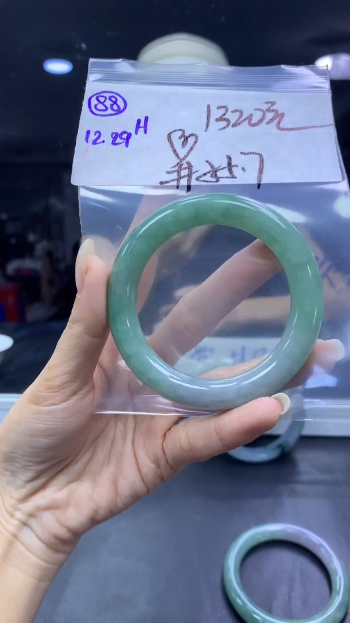 未镶嵌定制翡翠?****゜88手镯55.7+1320元+拍一发一