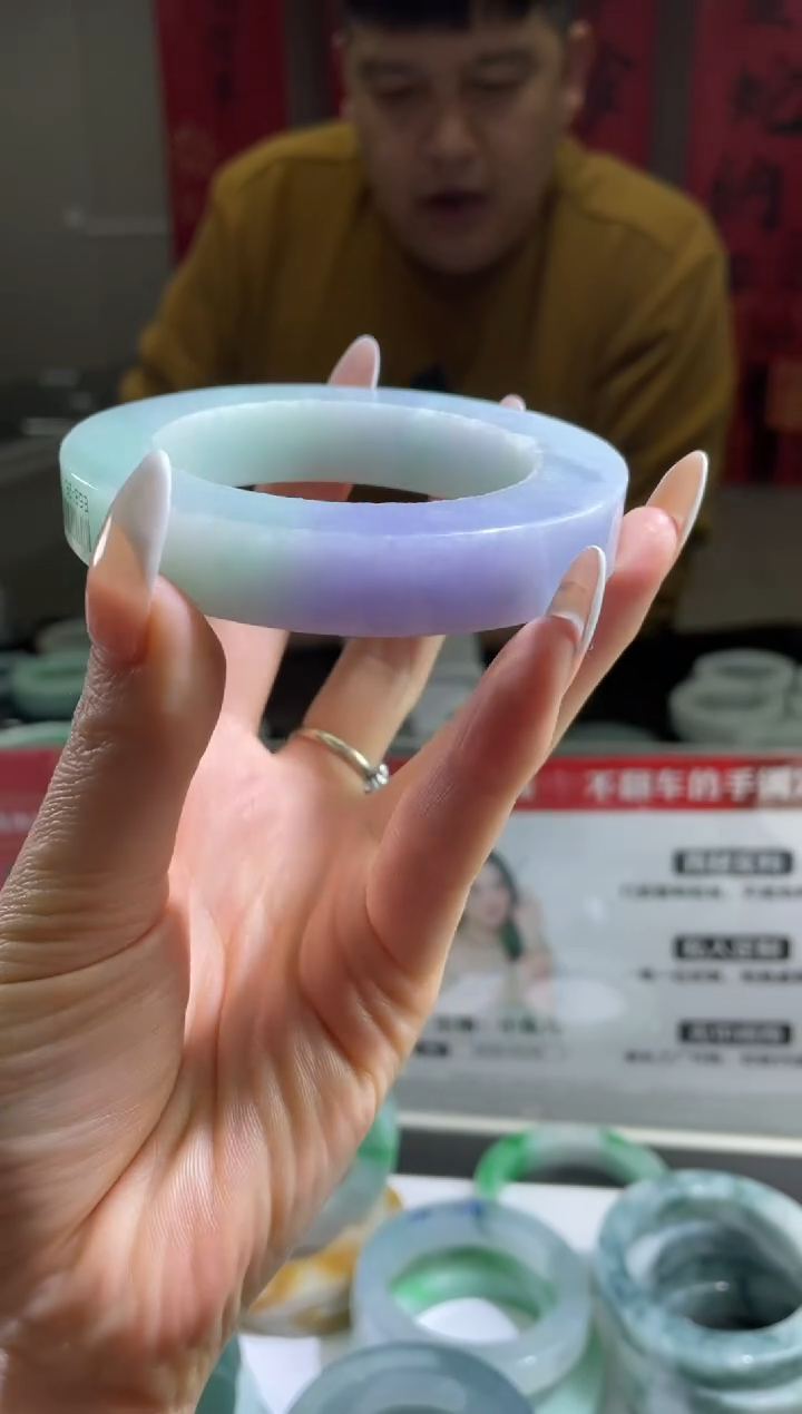 【闪购商品】定制翡翠手镯未镶嵌DDH85530