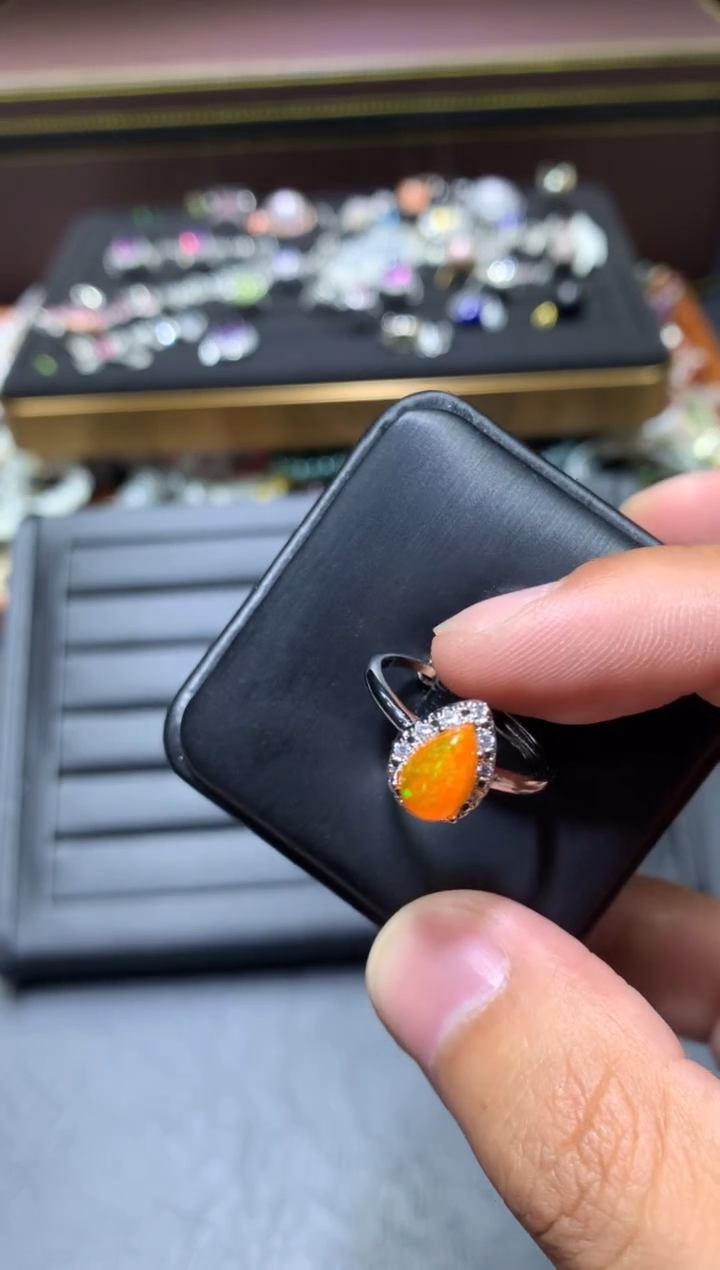 欧泊未镶嵌戒指Q50【多样性发其一】