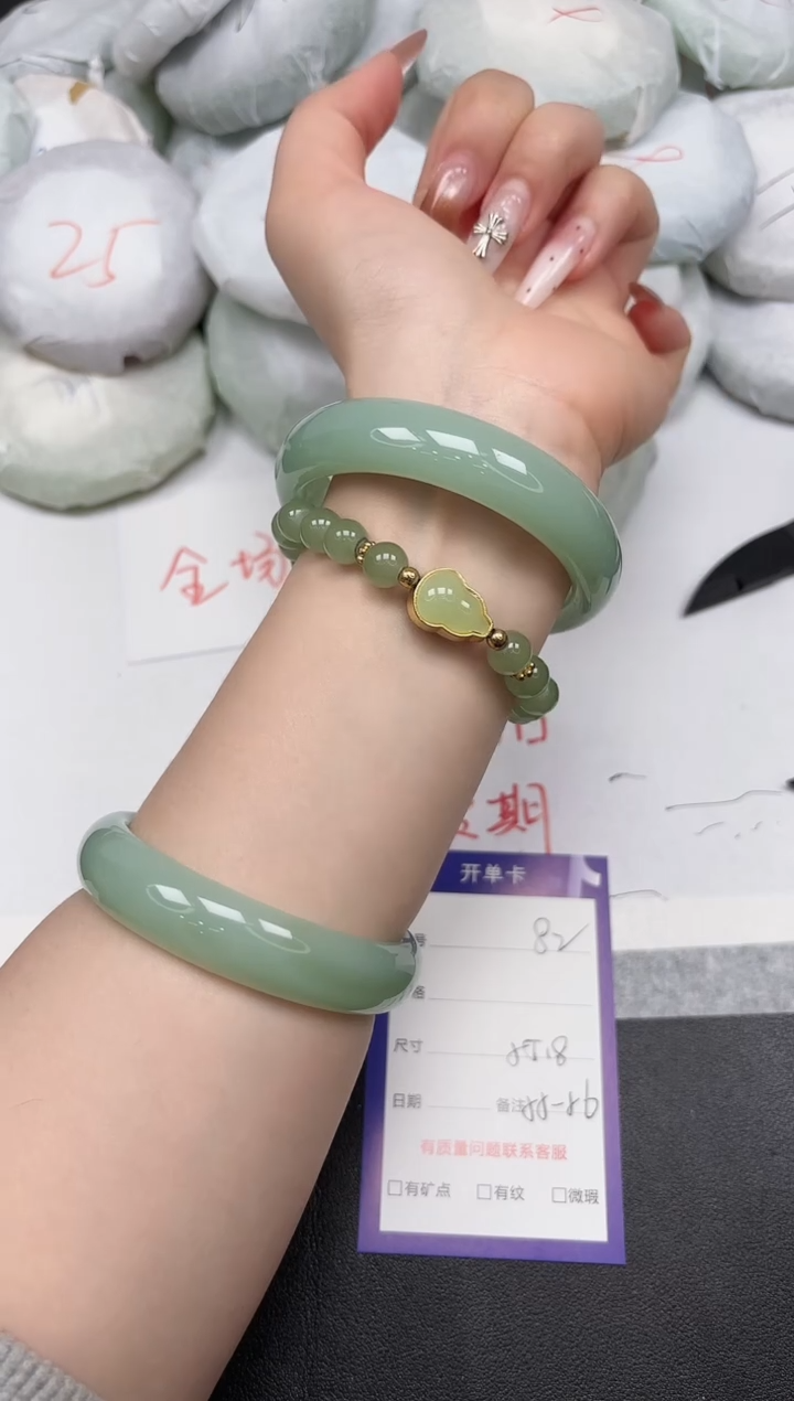 东凌女款手镯A82/55.8