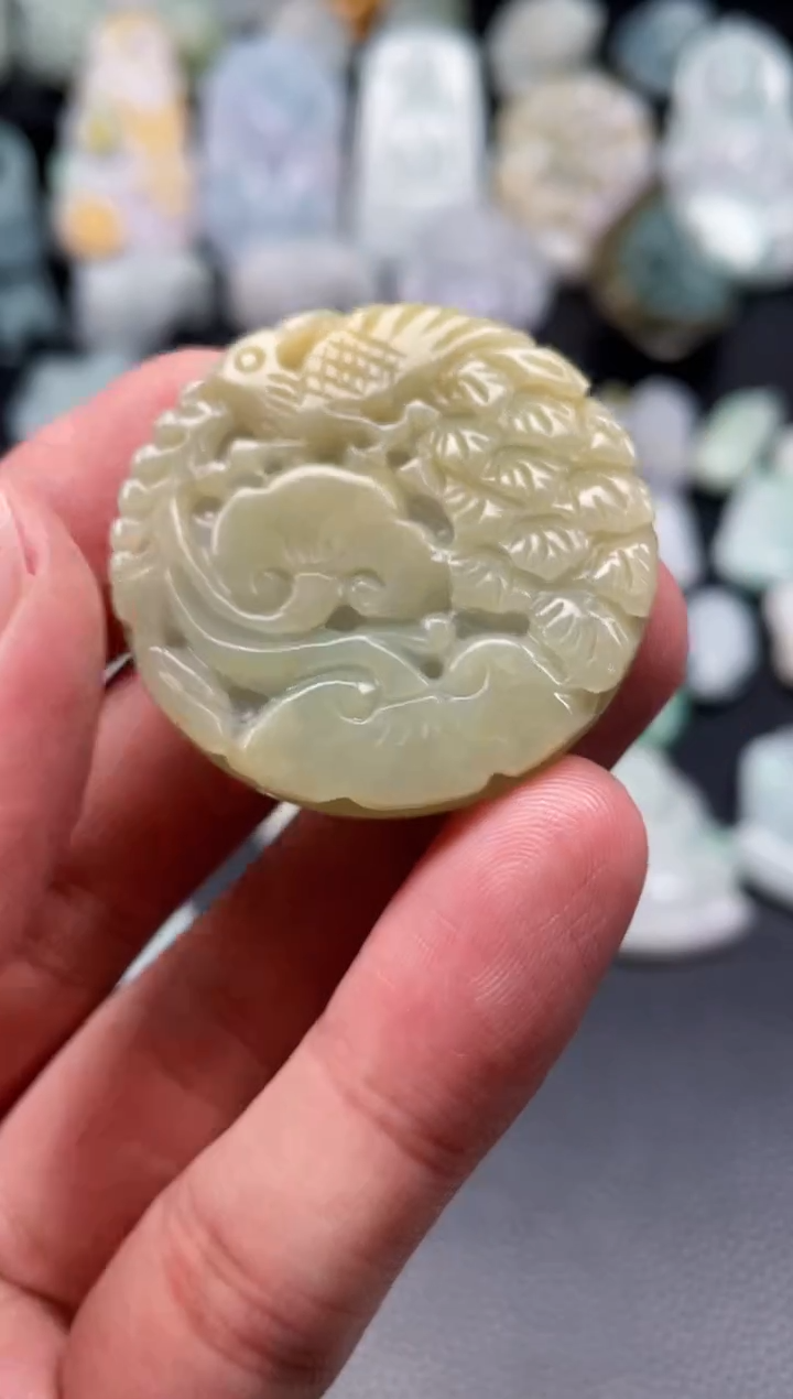 翡翠未镶嵌颈饰天然翡翠a货