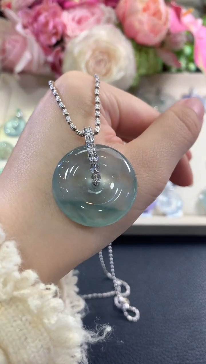 吊坠(不含链)18K金镶嵌翡翠b83 