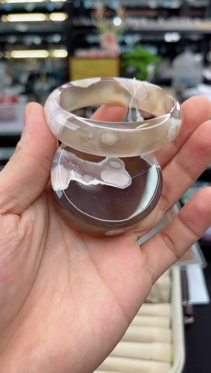 【闪购商品】石英质玉手镯未镶嵌54圈口（赠品镯心）3570029