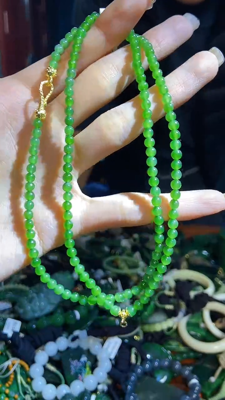 未镶嵌和田玉挂件1