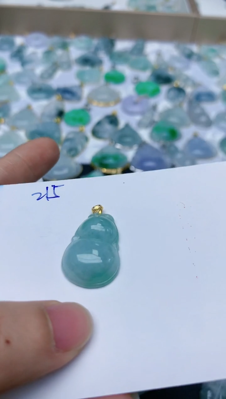 【闪购商品】翡翠颈饰18K金镶嵌天然翡翠A货    215