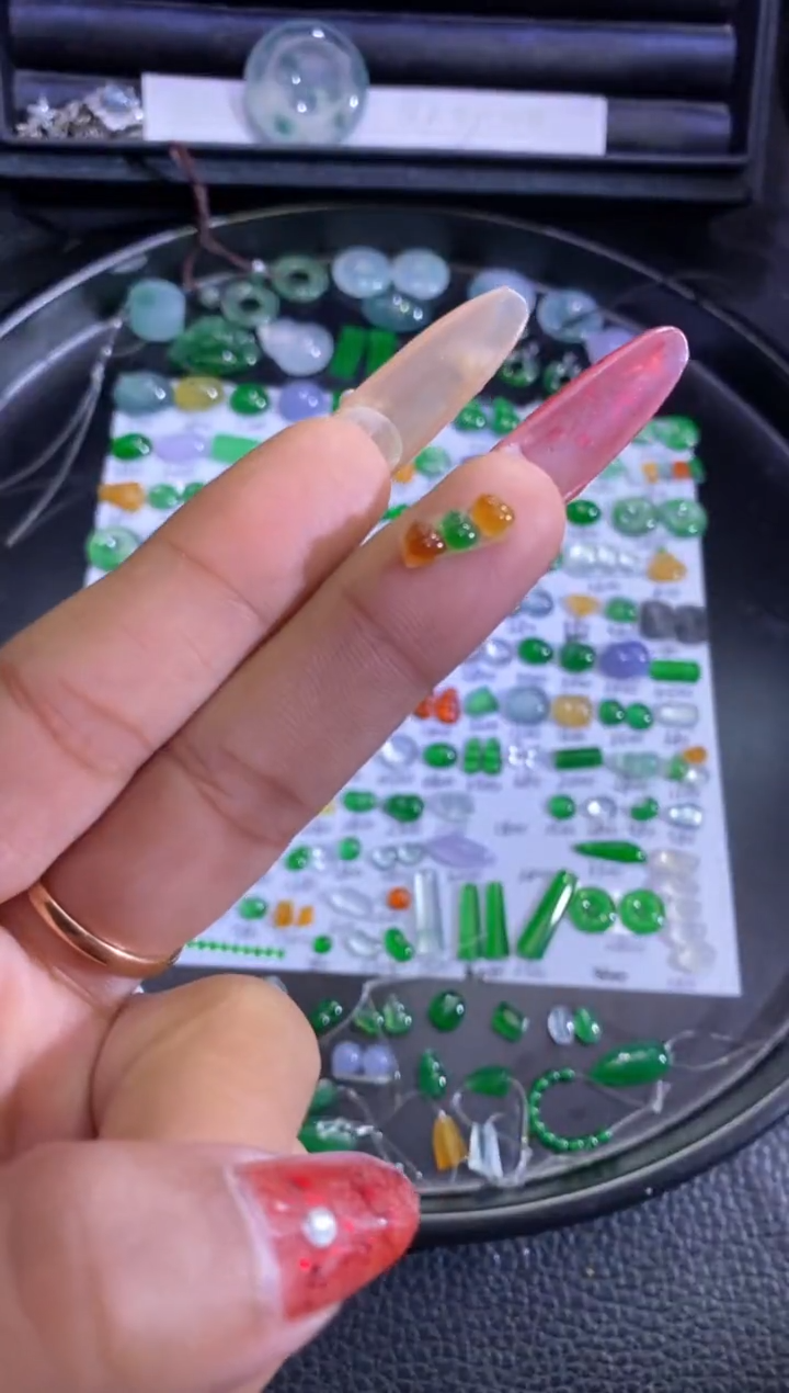 未镶嵌挂件翡翠金蟾