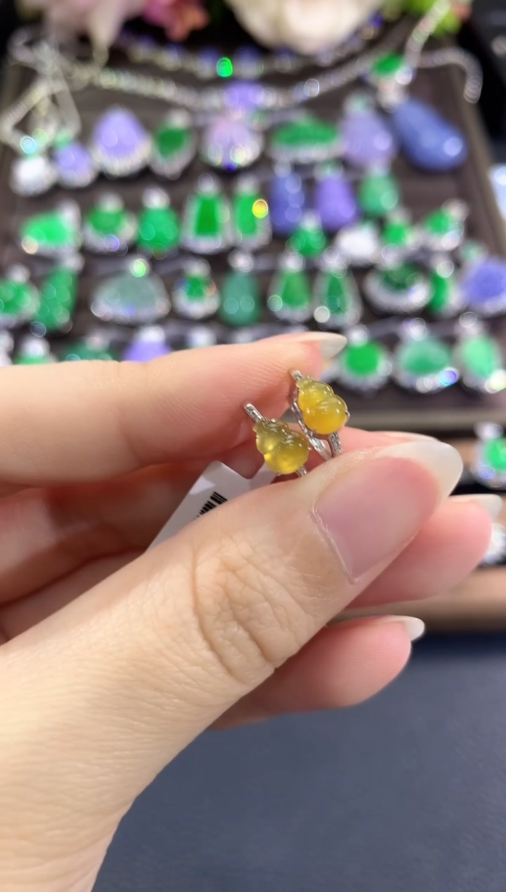 18K金镶嵌翡翠耳饰e5