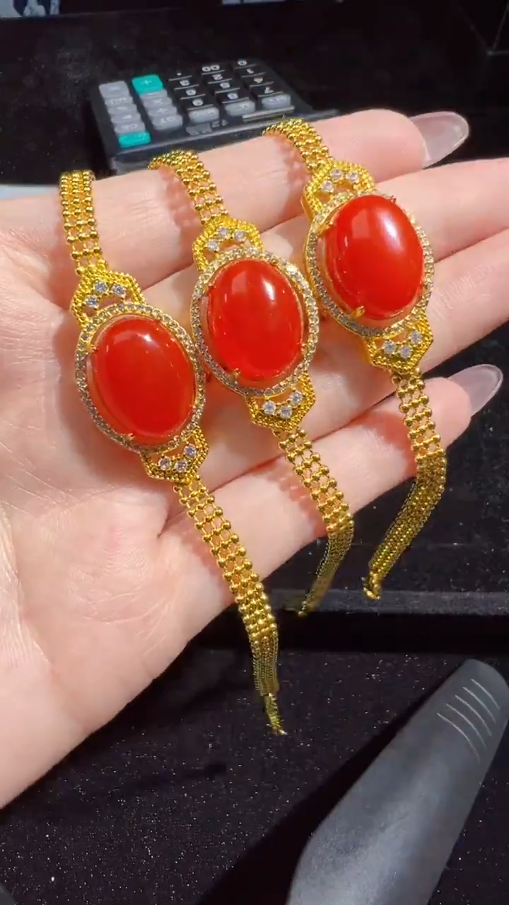 【闪购商品】定制南红玛瑙未镶嵌手链1商品多样性发货1