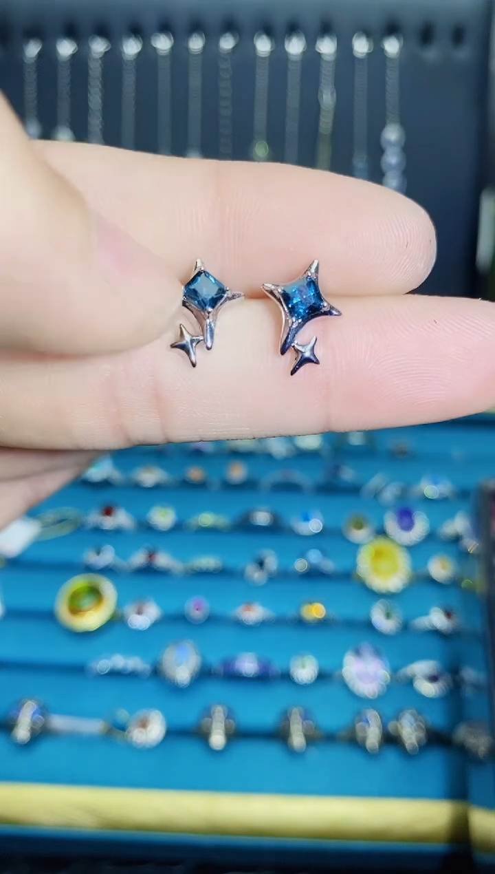 【闪购商品】托帕石耳饰银S925镶嵌1121