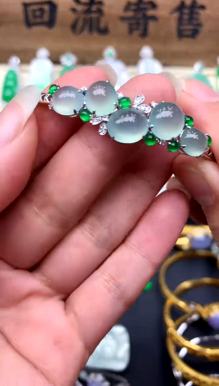 【闪购商品】翡翠手镯18K金镶嵌485-中国好珍宝