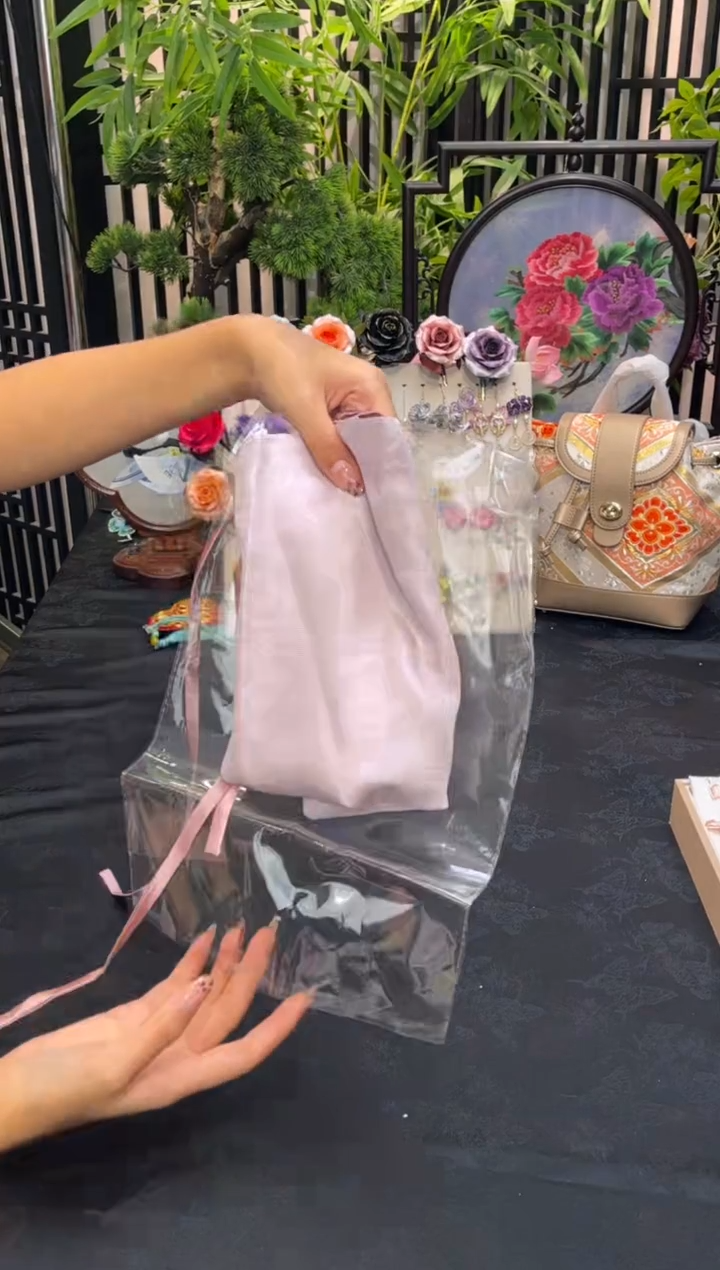 织绣y****n非遗苏绣手工饰品
