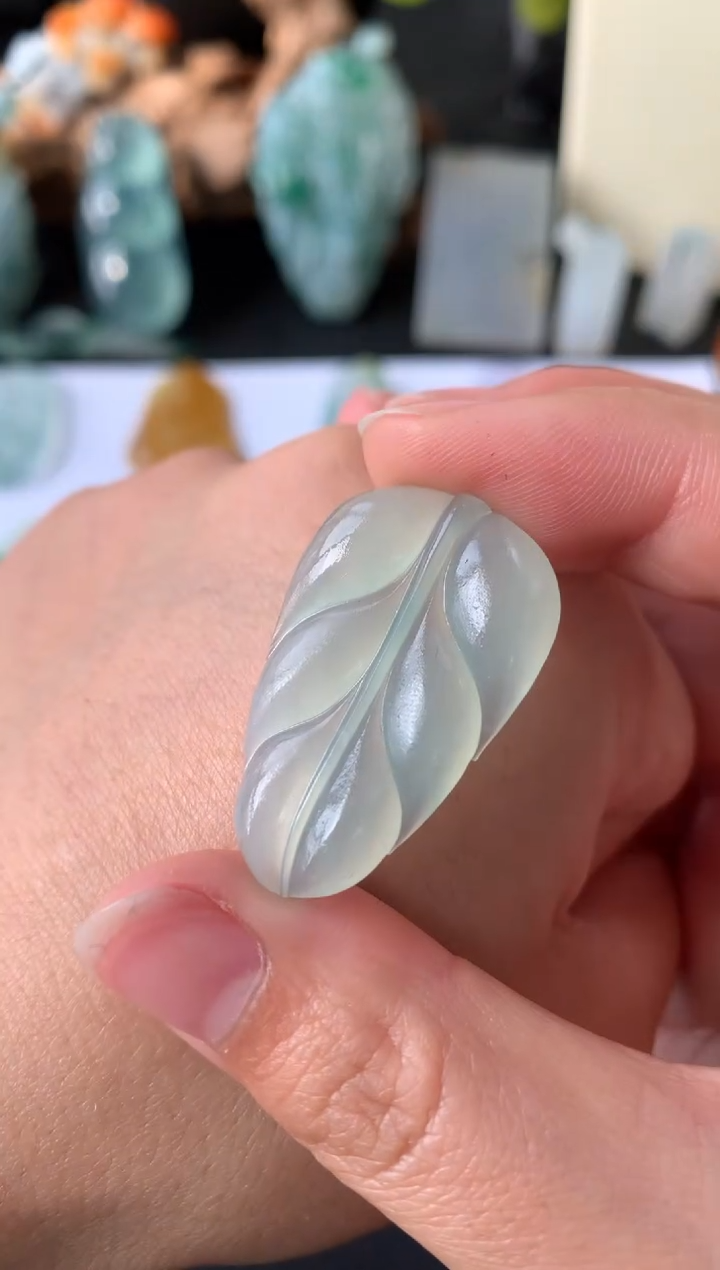 【闪购商品】定制翡翠未镶嵌翡翠