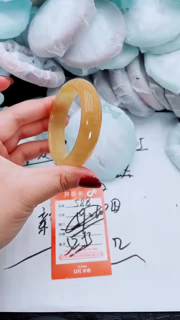 【闪购商品】石英质玉手镯未镶嵌S88-52-53