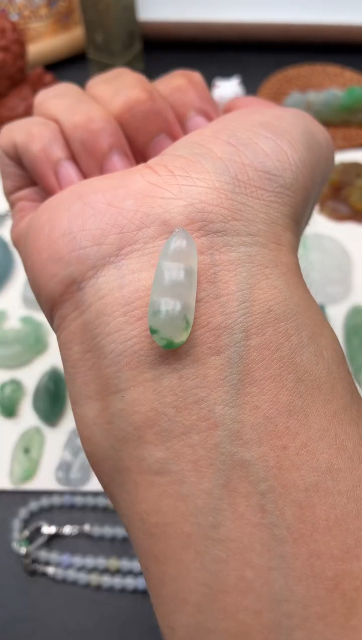 未镶嵌定制翡翠翡翠