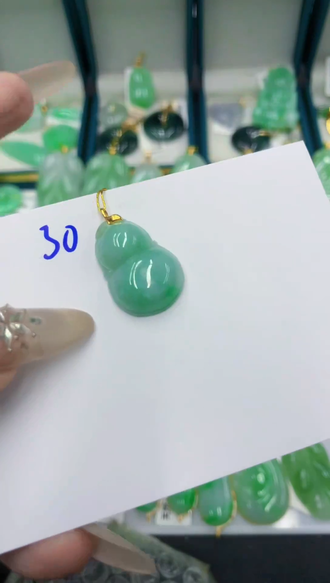 颈饰18K金镶嵌翡翠翡翠